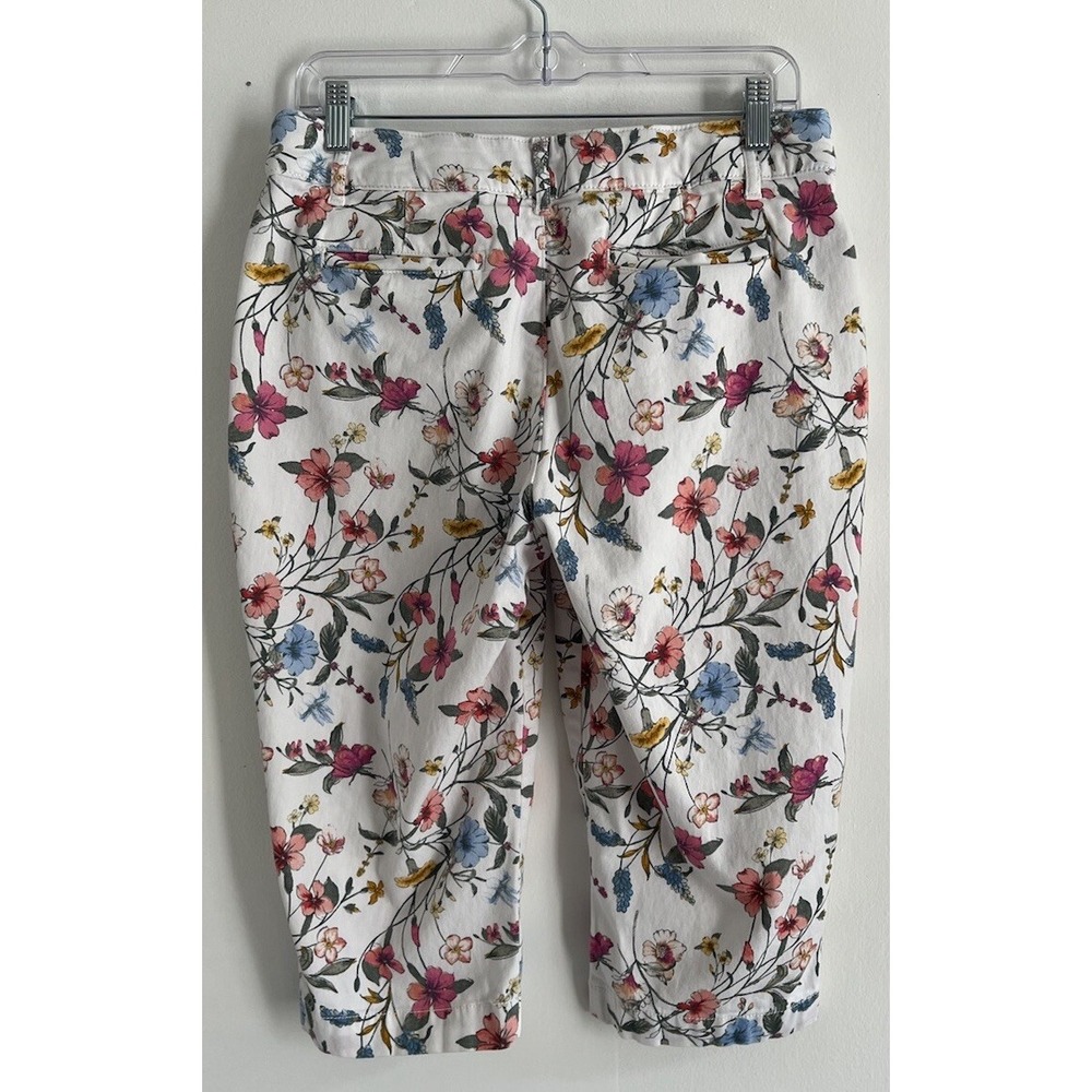 St Johns Bay Pants Womens 10 P‎ White Botanical Floral Capri Mid Rise Stretch - Picture 2 of 11